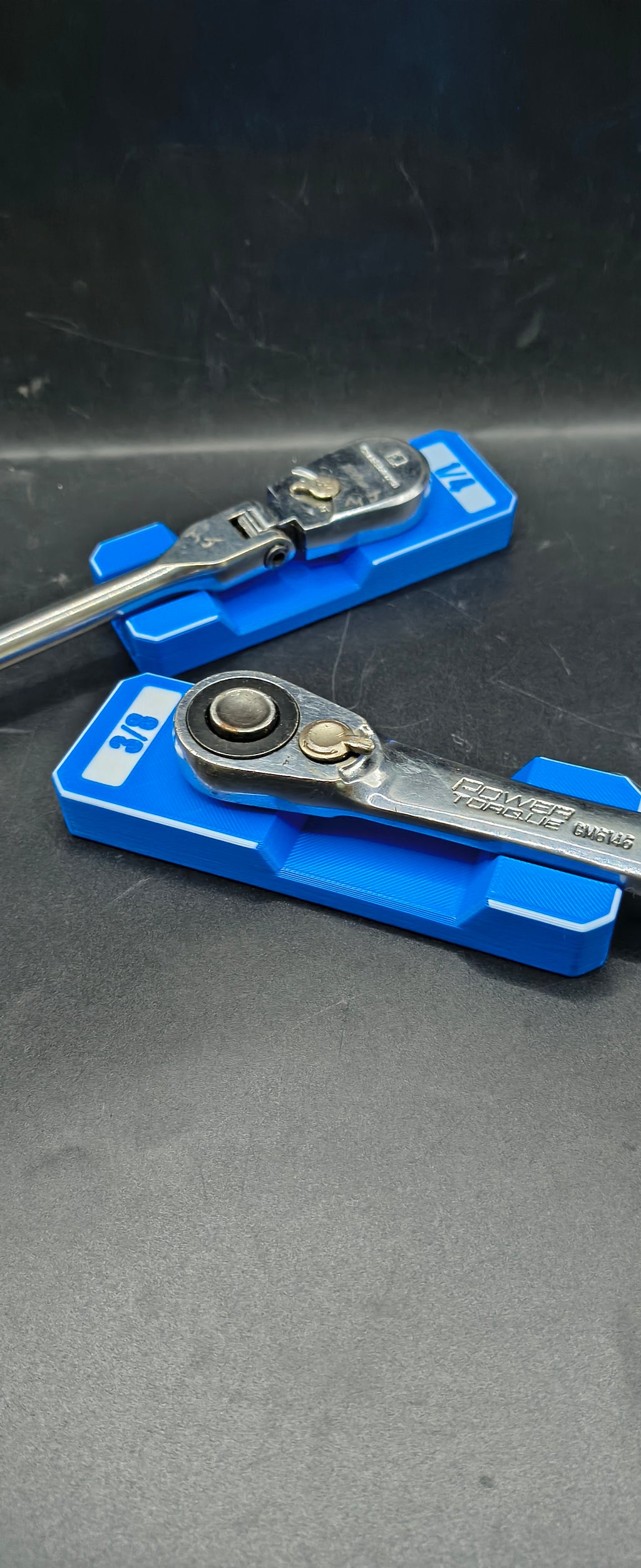 Low Profile Universal Ratchet Holder