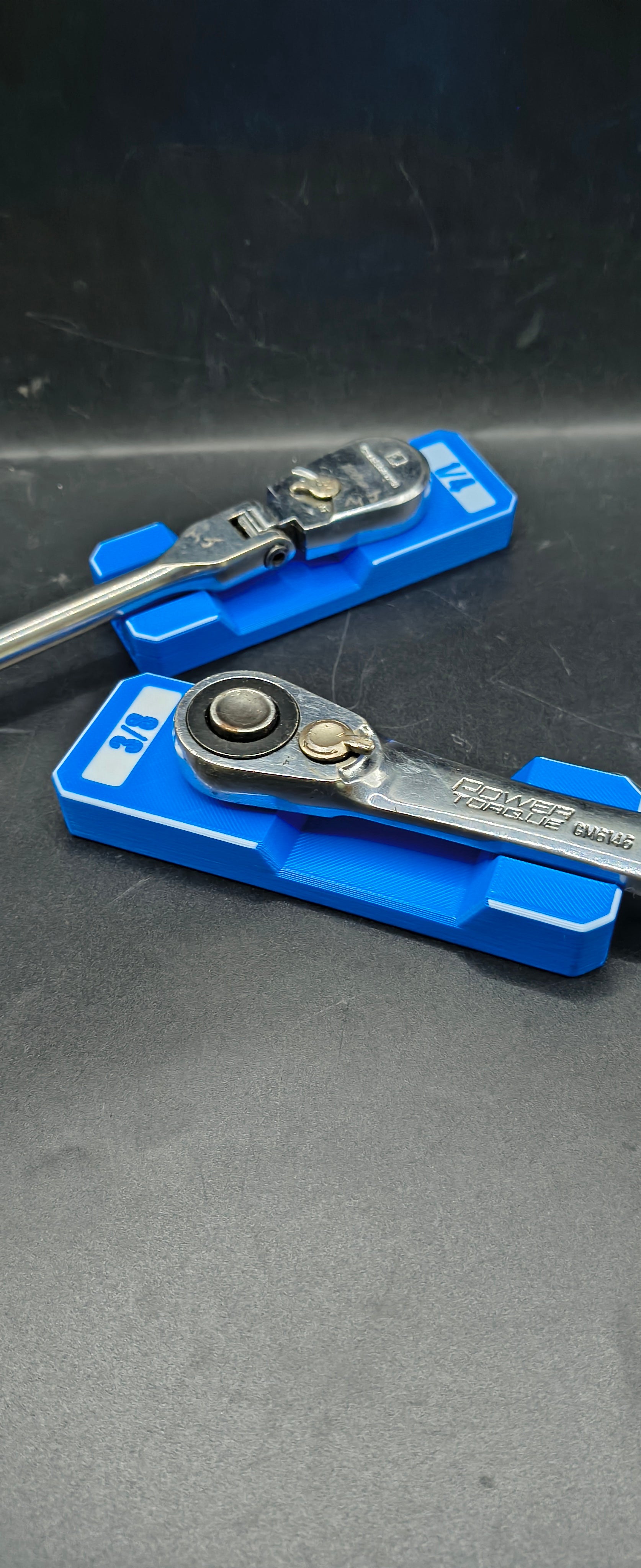 Low Profile Universal Ratchet Holder
