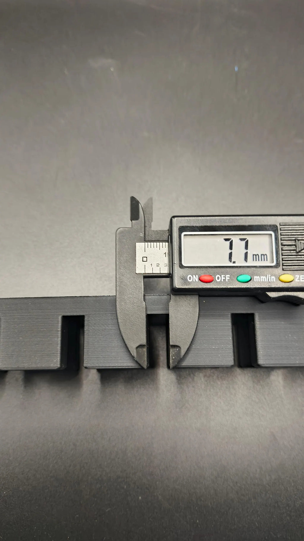 Magnetic Pick Hook Holder
